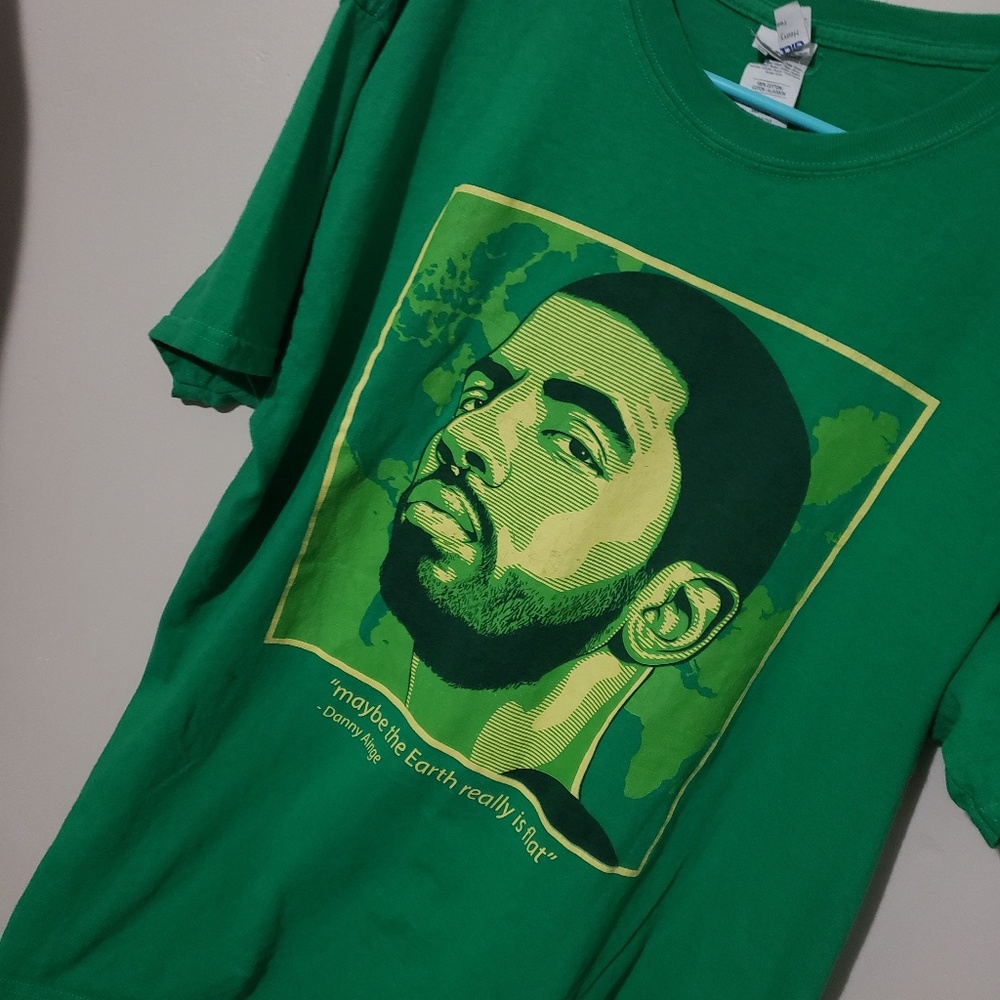 Kyrie irving Gildan T-shirt size L celtics - Picture 6 of 6